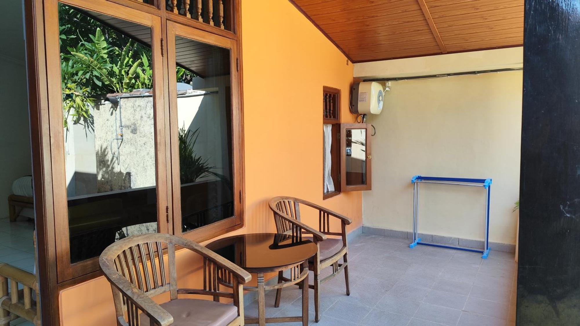 Keyani Bungalows Lovina Rum bild