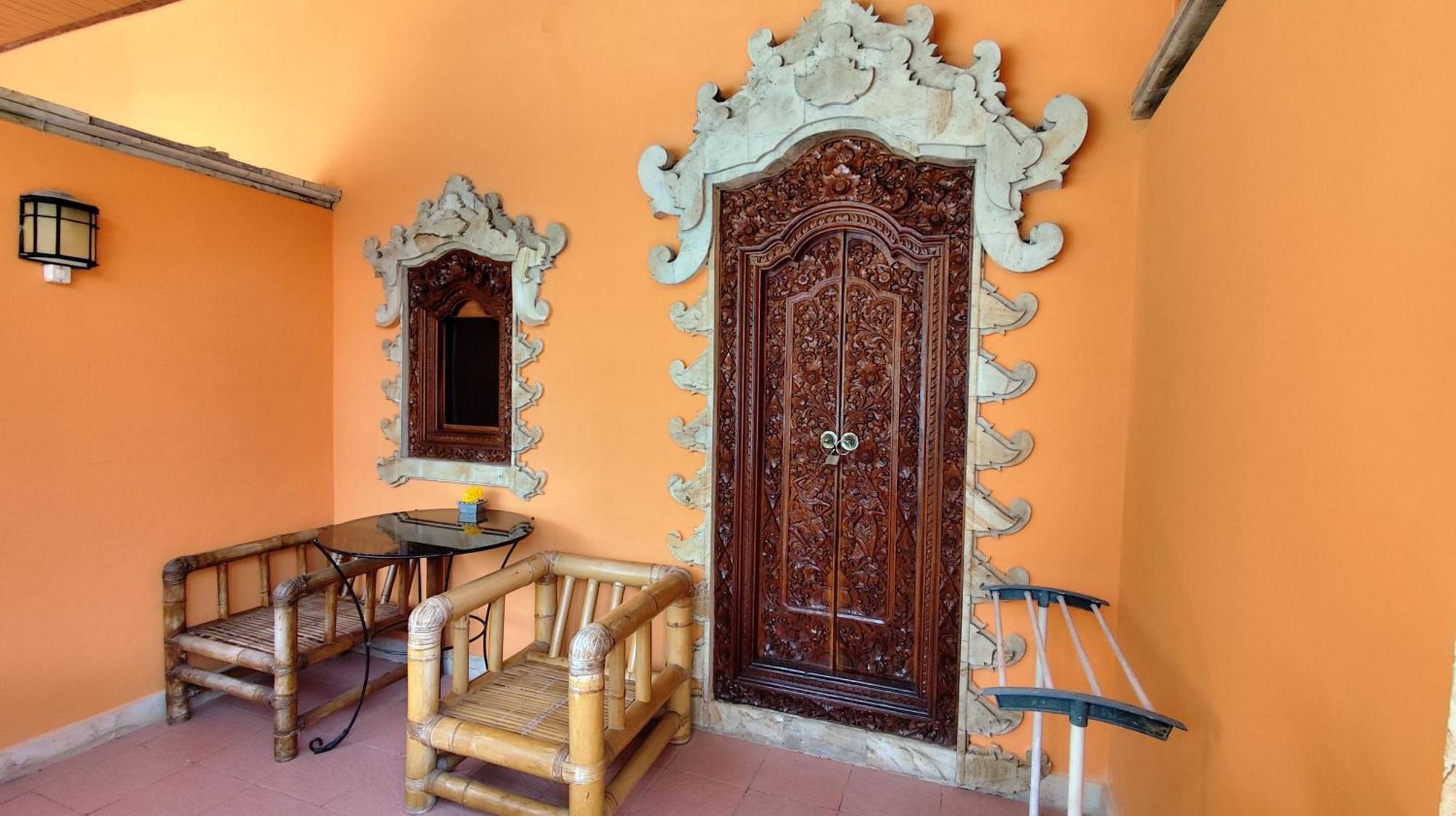 Keyani Bungalows Lovina Exteriör bild