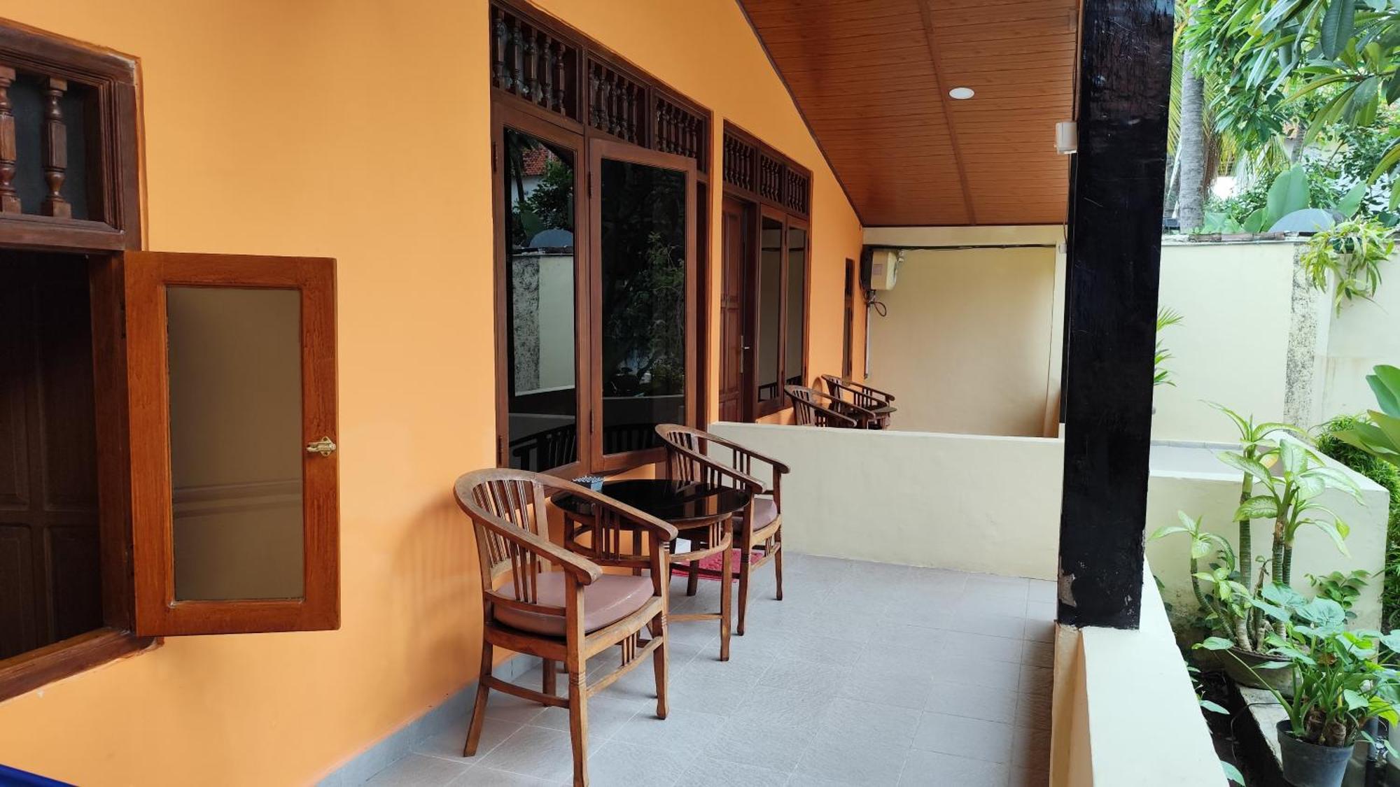 Keyani Bungalows Lovina Rum bild