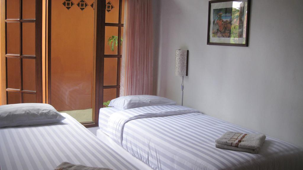 Keyani Bungalows Lovina Rum bild